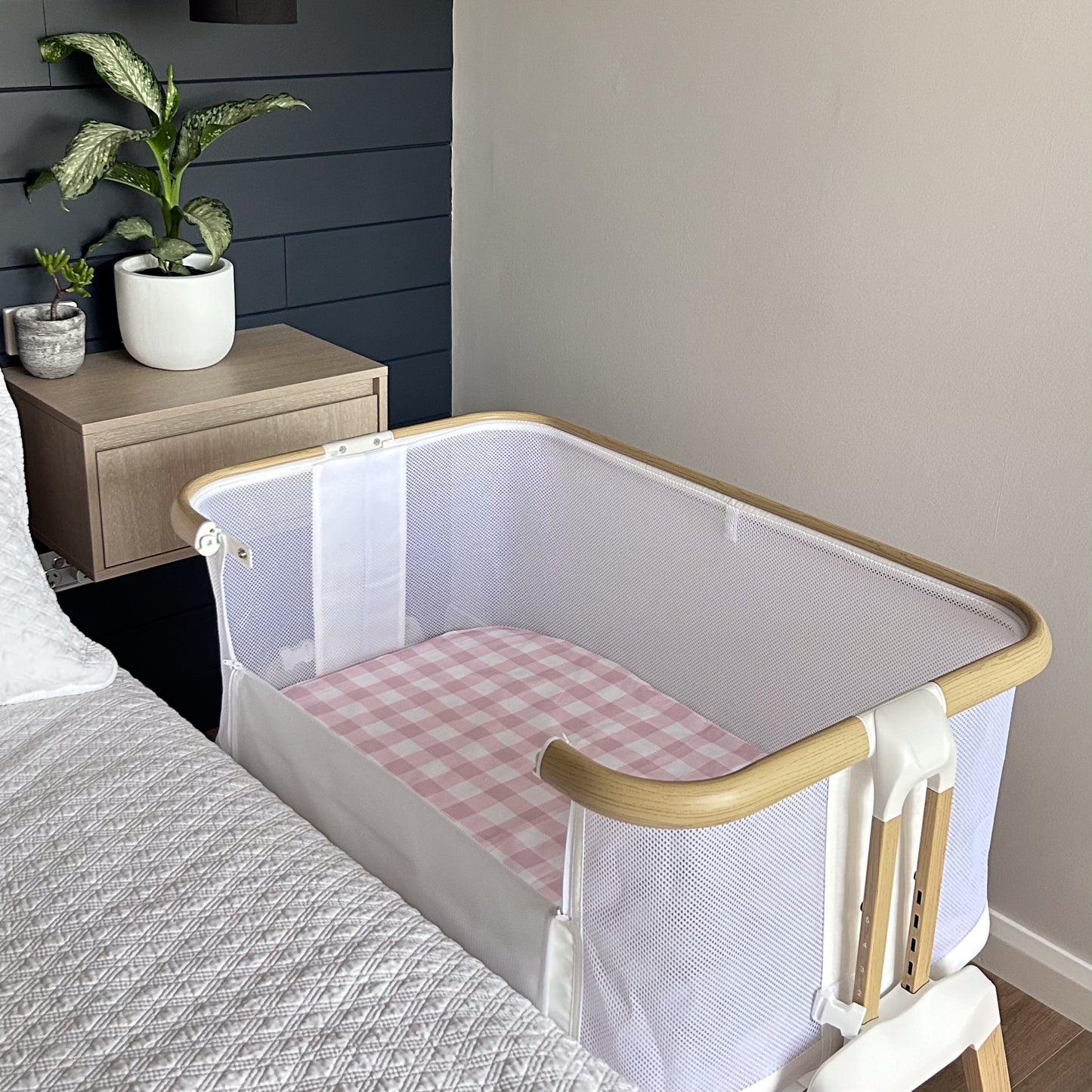 Co-Sleeper Bassinet / Change Pad Waterproof Sheet - Pink Gingham