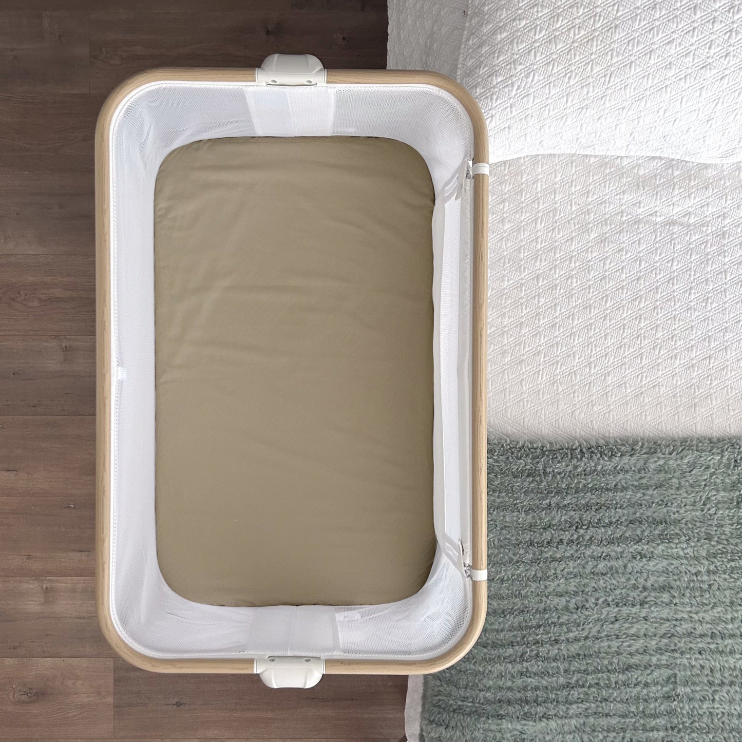 Co-Sleeper Bassinet / Change Pad Waterproof Sheet - Mocha