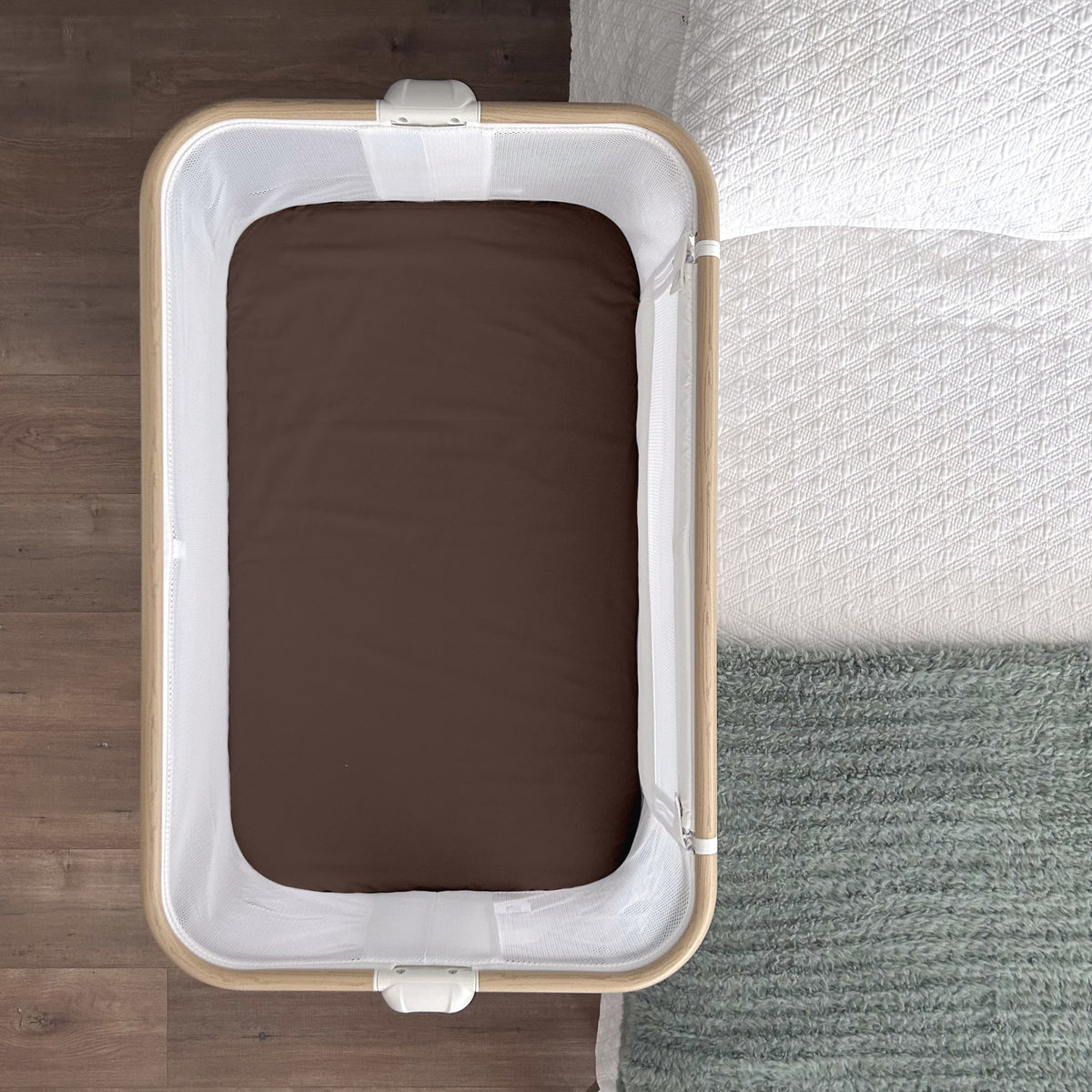 Co-Sleeper Bassinet / Change Pad Waterproof Sheet - Espresso Brown