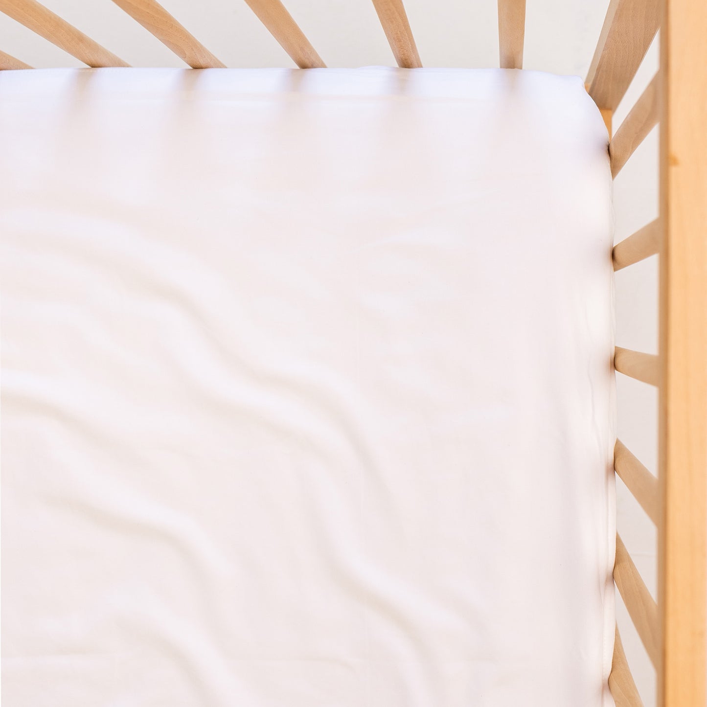 Cot Waterproof Sheet - Brilliant White