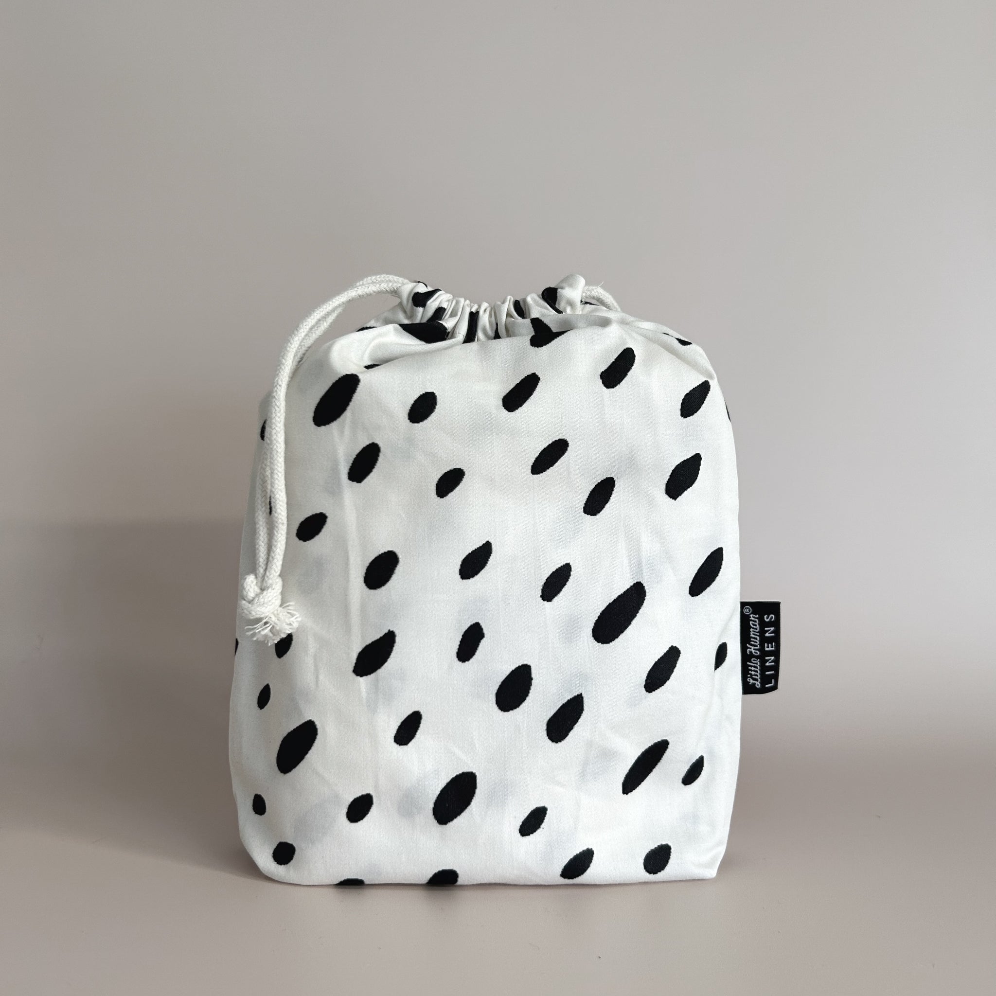 Change Pad / Euro Bassinet Waterproof Sheet - Spotty - Little Human Linens